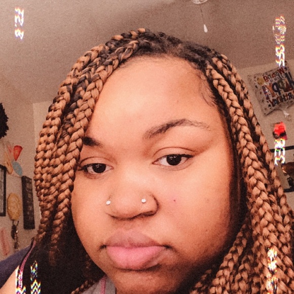Meet your Posher, Kierra - Picture 1 of 1